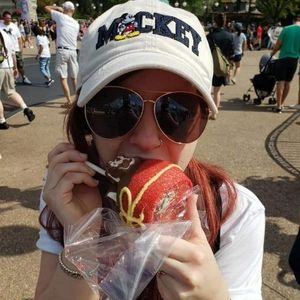 Meet your Posher, Colleen